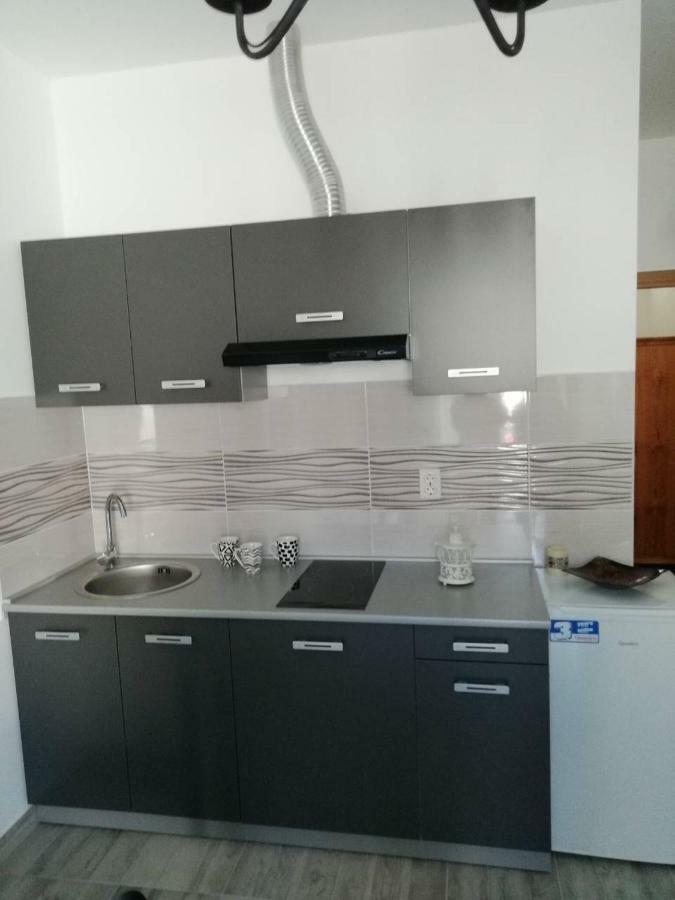 Appartamento Punta Pola Esterno foto