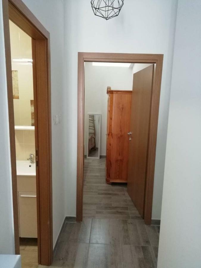 Appartamento Punta Pola Esterno foto