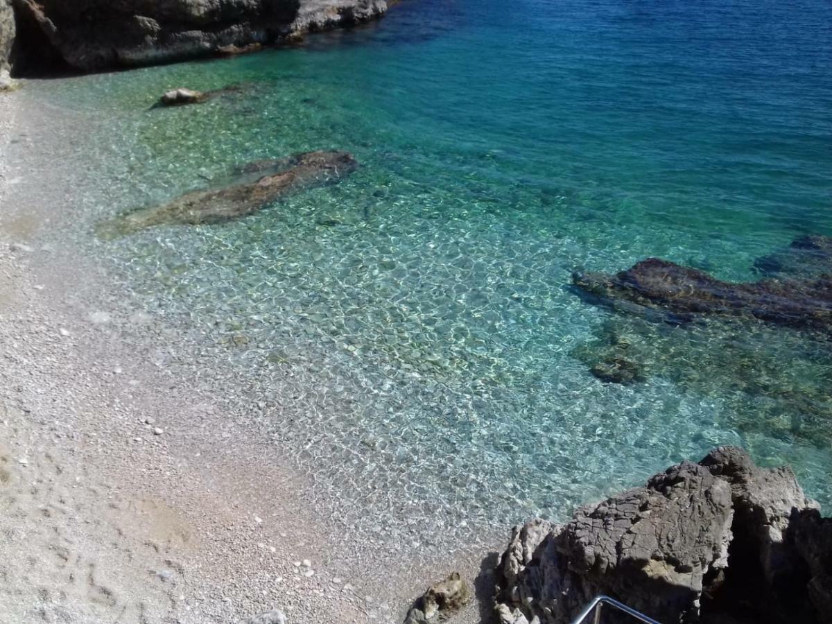Appartamento Punta Pola Esterno foto