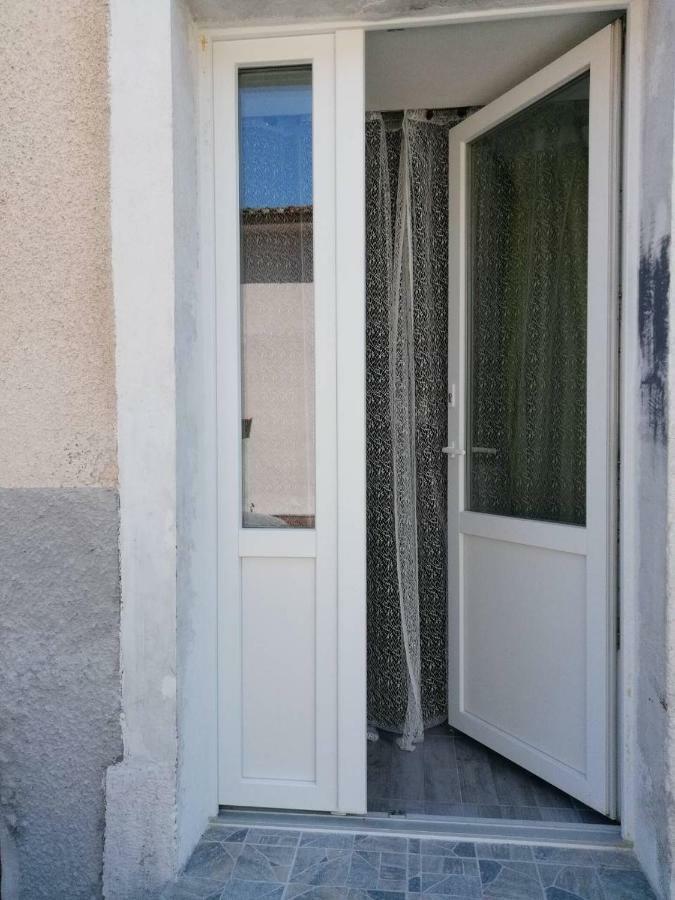 Appartamento Punta Pola Esterno foto